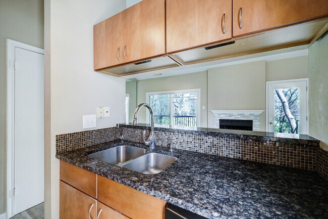 Building Photo - 3500 Tangle Brush Dr