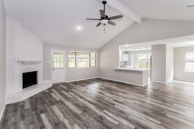 Building Photo - 6340 Canyon Cir