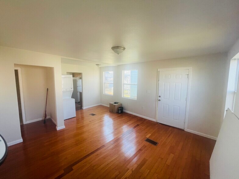 Building Photo - 6212 Curie St