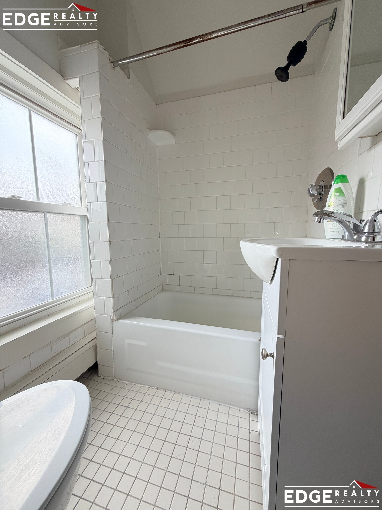 Building Photo - 33R Winship Pl