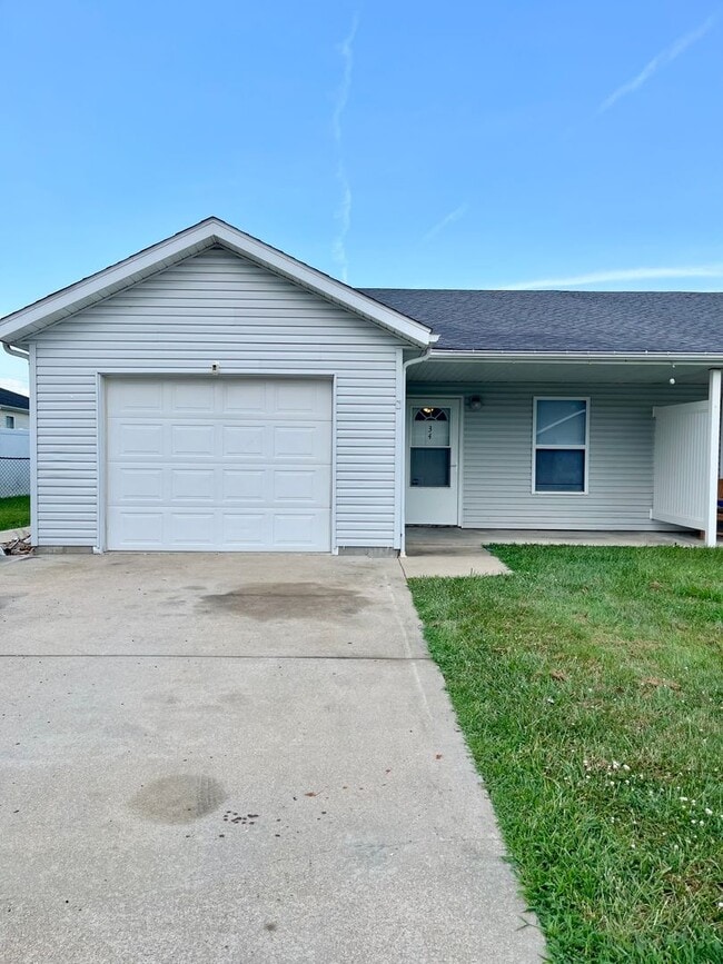 Primary Photo - All Inclusive Duplex | 3 Bed | 2 Bath