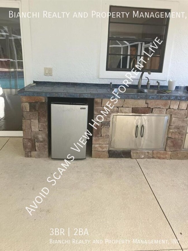Building Photo - 3015 48th Ave Dr E