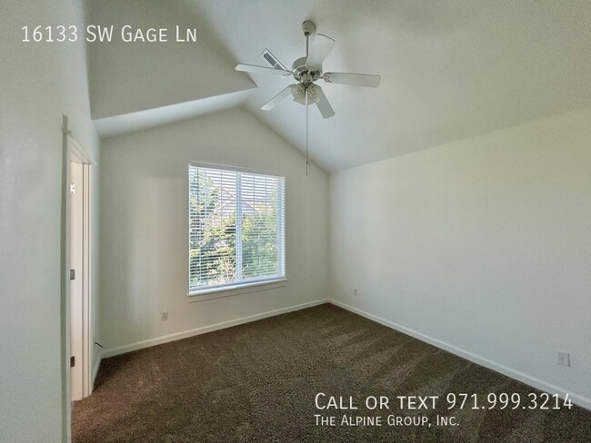 Building Photo - 16133 SW Gage Ln