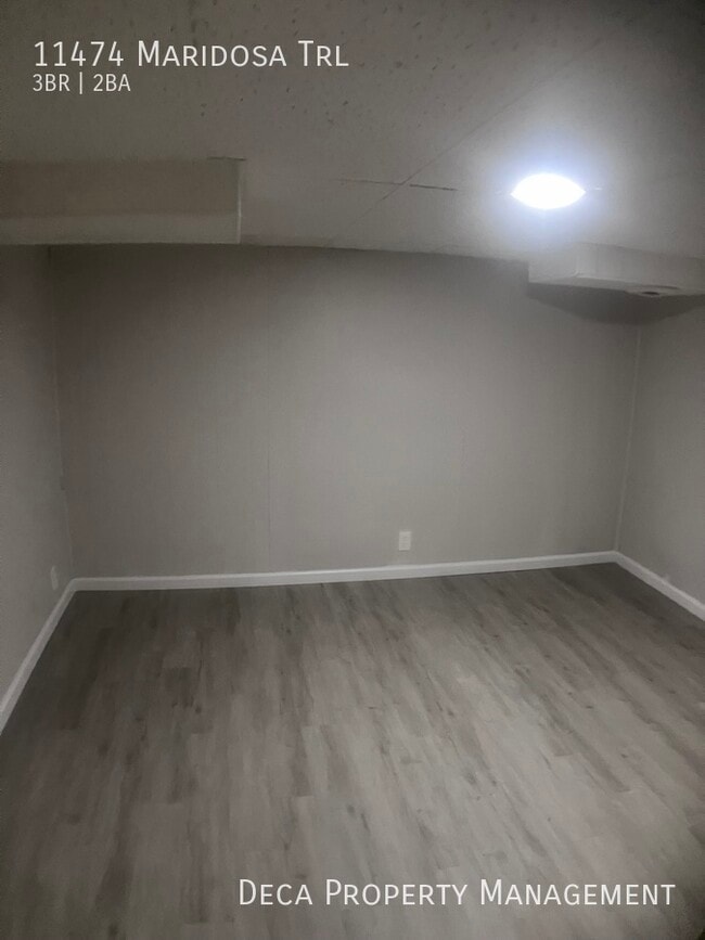 Building Photo - 3 Bedroom 2 Bathroom House