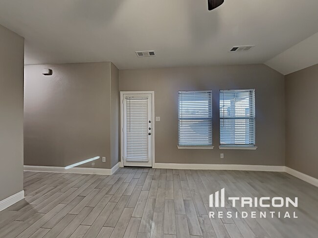 Building Photo - 4240 Calla Dr