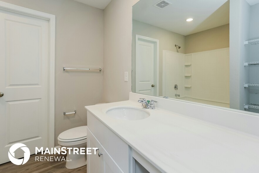 Building Photo - 522 Firethorn Ct