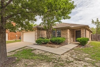 Building Photo - 556 Winbridge Ln