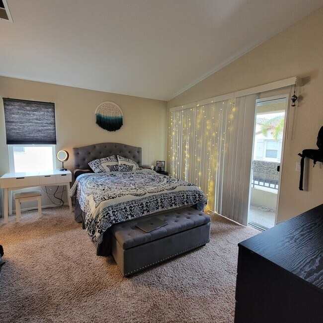 Building Photo - MOVE-IN SPECIAL $500 OFF! Otay Ranch - Gorgeous 2 Bed/2 Bath Condo with Garage