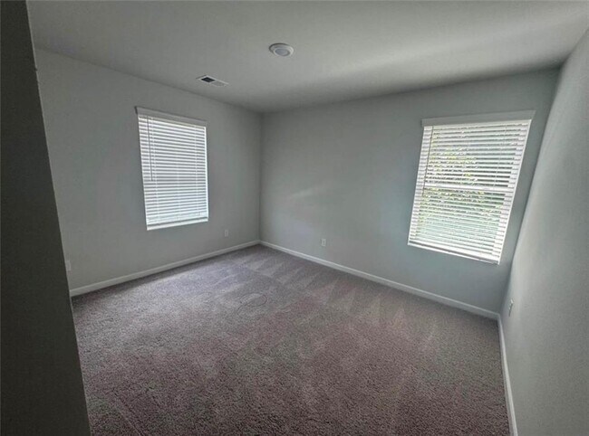 Building Photo - 25 Bush Arbor Pl