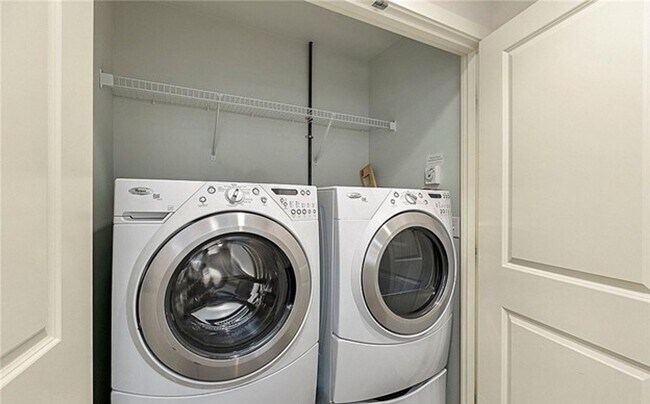 Building Photo - A Modern In-city Style with Comfort of the Suburbs Single Family Detached Condo
