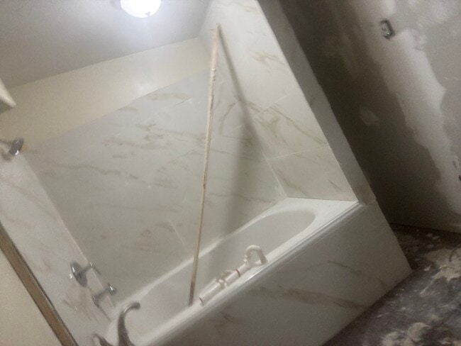 Building Photo - 3922 Halls Ferry Rd