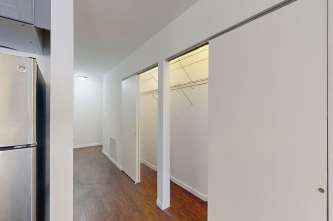Floorplan - 5524-5526 S. Everett Avenue