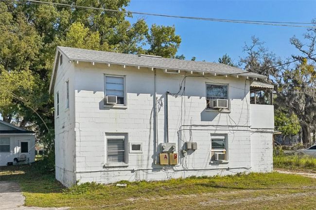 Building Photo - 806 Ave O SW