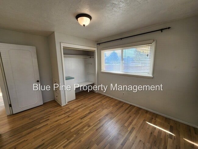 Building Photo - 1545 12th St
