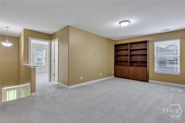 Building Photo - 130 Magnolia Dr