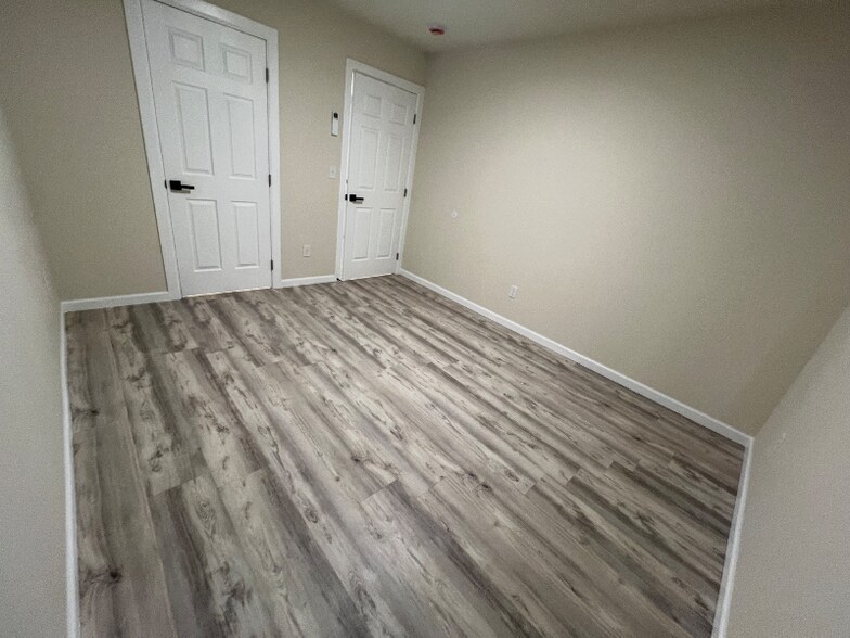 Building Photo - 1618 S 14th St