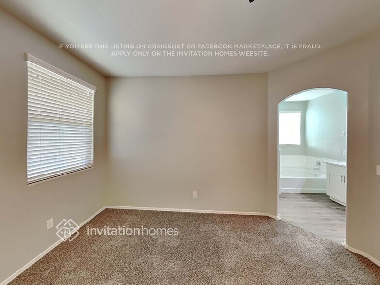 Building Photo - 18871 N Ventana Ln