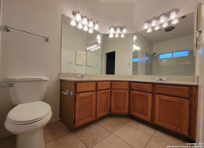 Building Photo - 5955 Heather View