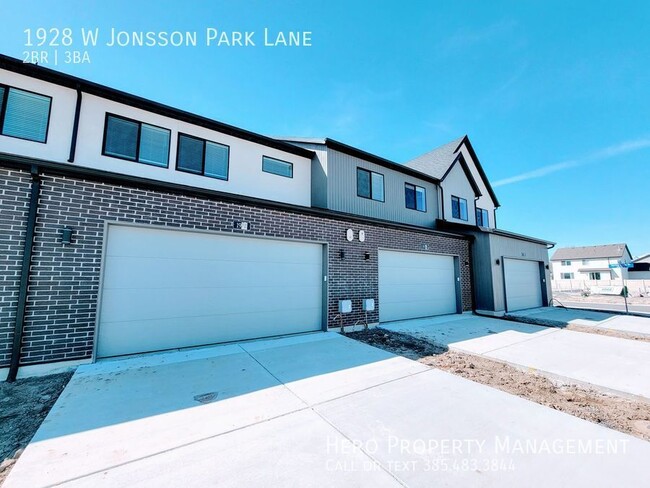 Building Photo - 1928 Jonsson Park Ln