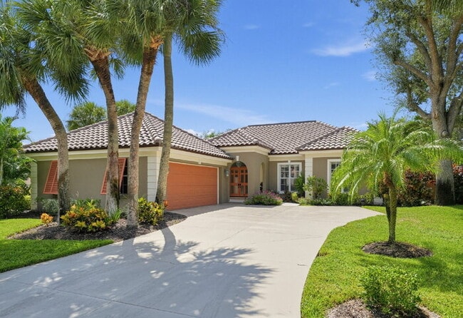 Building Photo - Winter season on the Boca Royale golf course, furnished pool home with club membership
