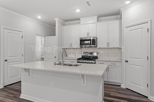 Building Photo - 1636 Singing Bird Trl