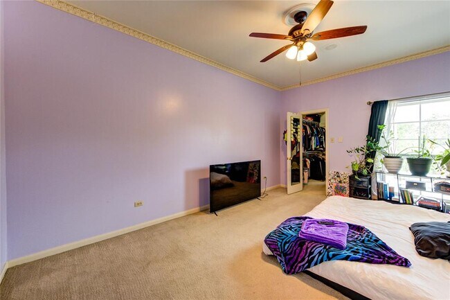 Building Photo - 7530 Del Monte Dr