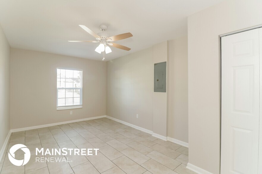 Building Photo - 9059 Dixiana Villa Cir