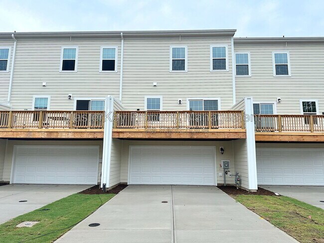 Building Photo - 1018 Kentlands Dr