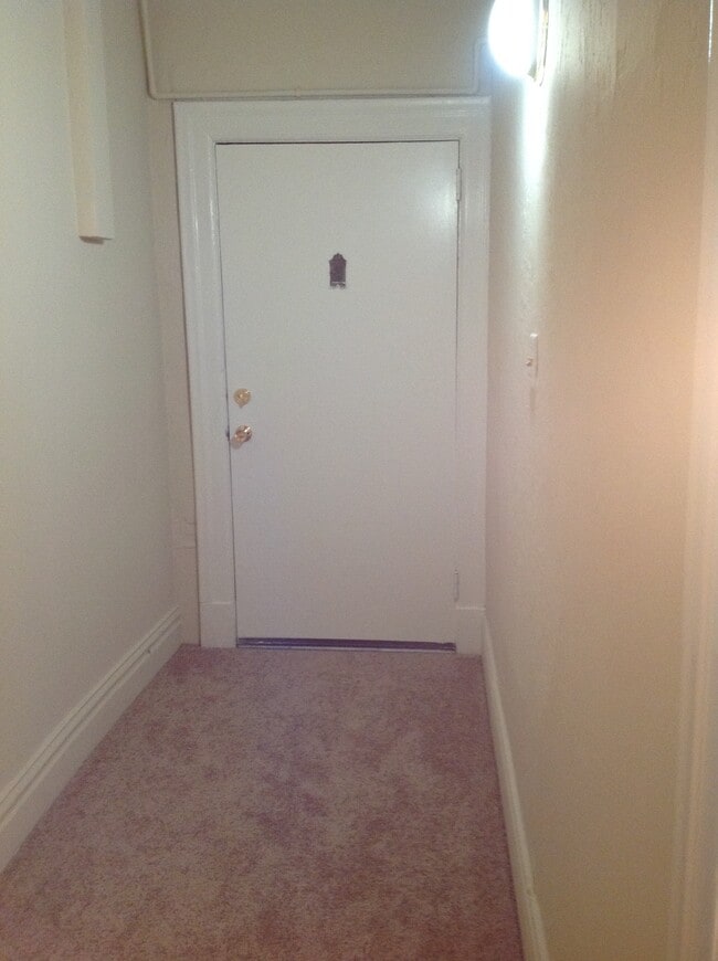 Primary Photo - 2524 J St