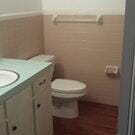 Building Photo - 302 Longwood Dr