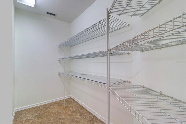 Building Photo - 1705 Meyers Cove Dr
