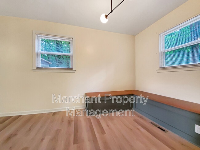 Building Photo - 106 Carlton Ct