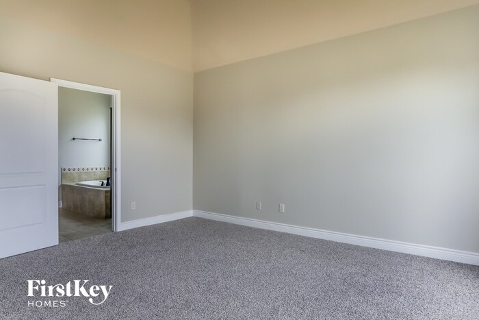 Building Photo - 102 Logan Pass Ct