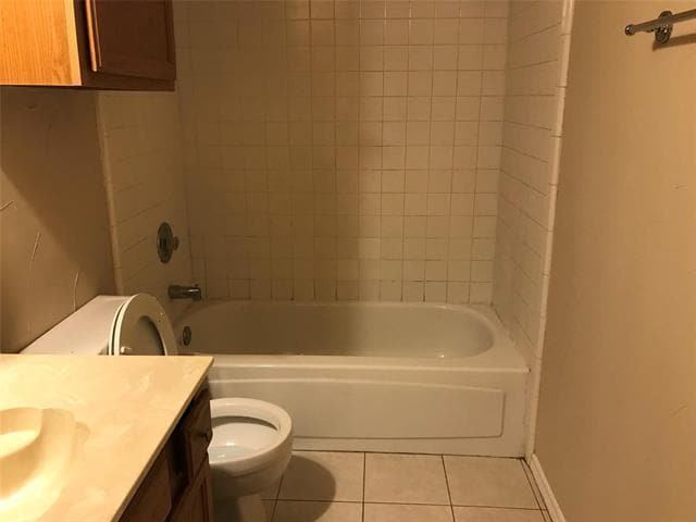 Building Photo - 904 Sylvan Creek Dr