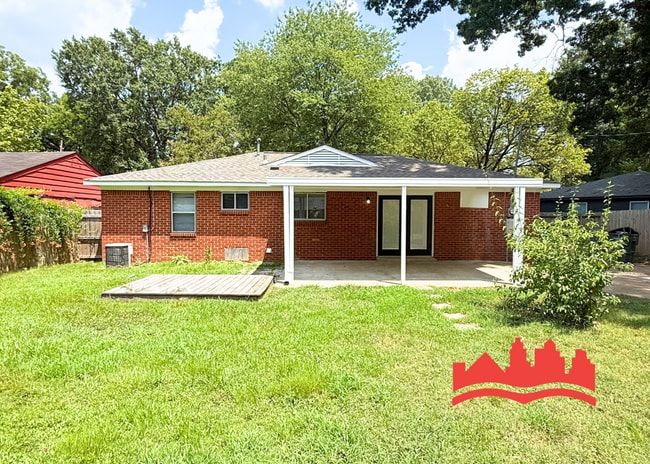 Building Photo - 1545 Duke Rd