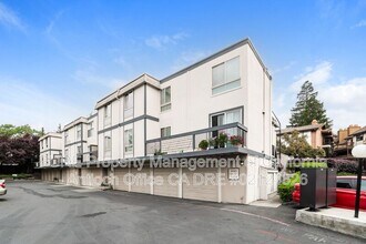 Building Photo - 2043 Sierra Rd