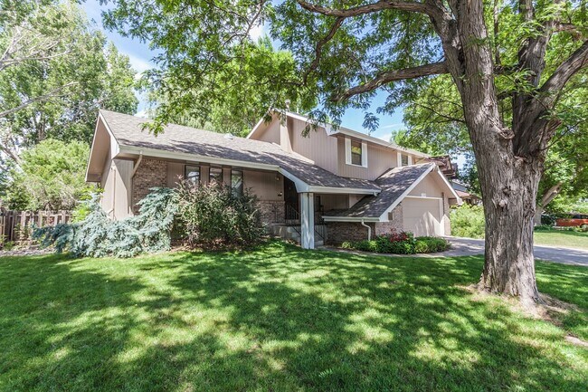 Building Photo - 3 Bedroom 2.5 Bath in Parkwood, Fort Collins