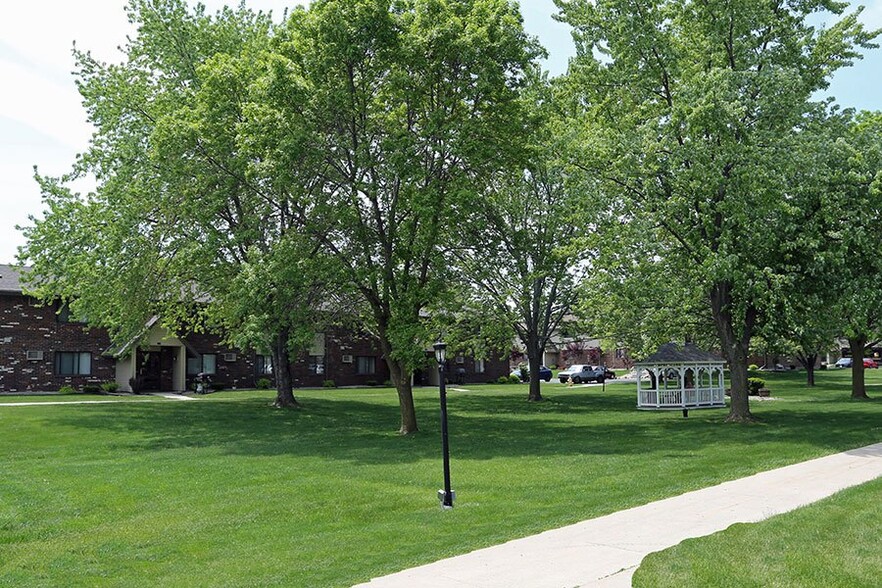 Building Photo - COURTYARD APARTMENTS