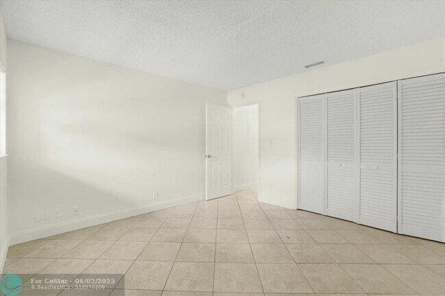 Building Photo - 10151 NW 35th St