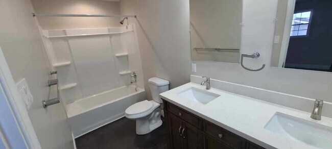 Master Bathroom 2 - 7706 Berkshire Blvd