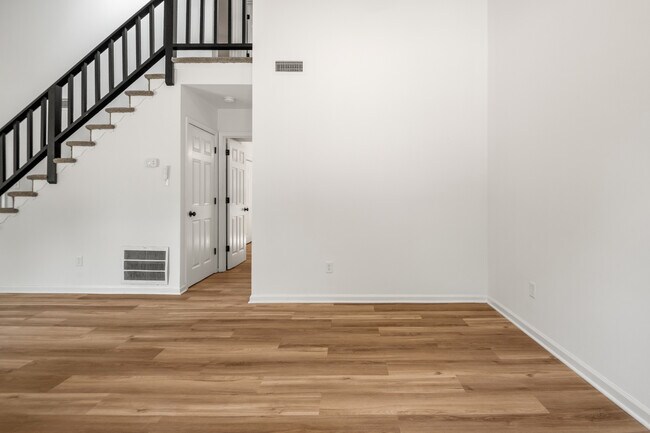 Building Photo - 7311 John Elizabeth Pl