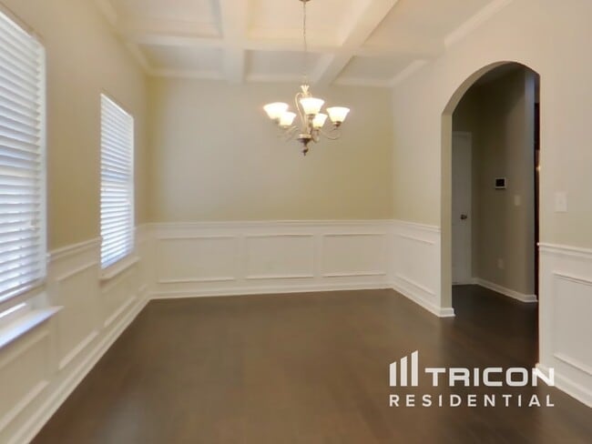 Building Photo - 4050 Tarnwood Pl