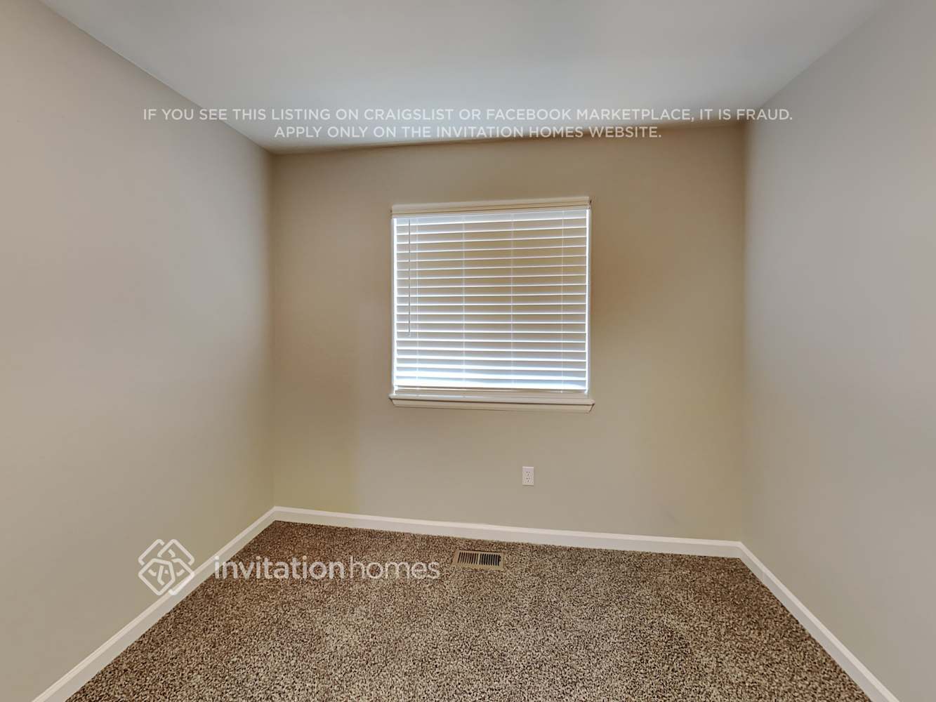 Building Photo - 366 Emerald St