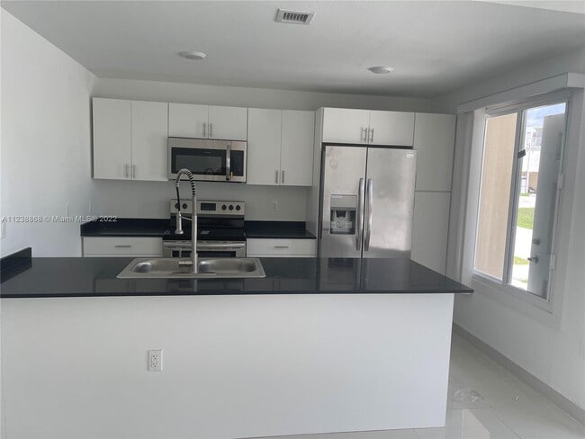 Building Photo - 13935 SW 259th Way