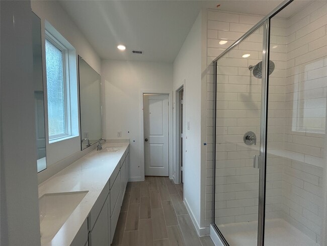 Building Photo - 29022 Bison Hvn Dr