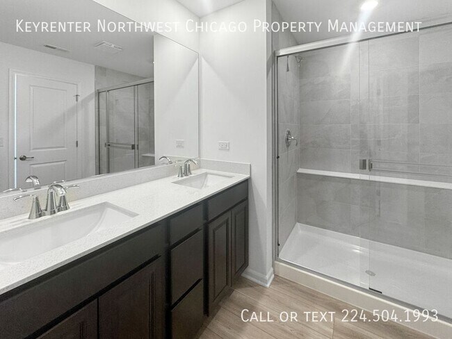 Building Photo - 12313 Tinsley St