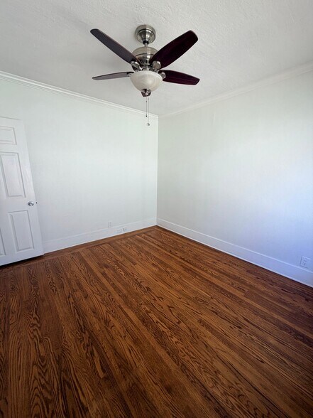 Building Photo - 5914 Marshall St