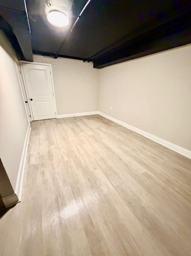 Building Photo - Highly Sought After City Neighborhood! Belair-Edison 2 Br/1 Ba Ready to go!