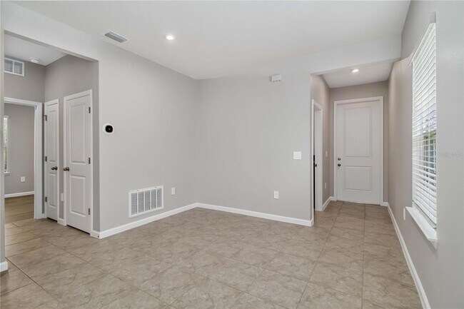 Building Photo - 4525 Pippin Ln