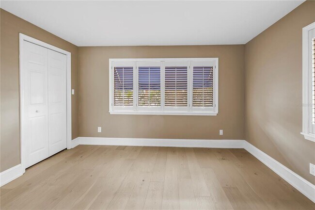 Building Photo - 1355 Pinellas Bayway S